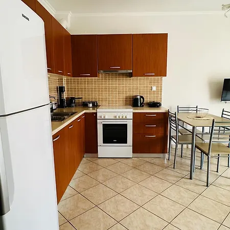 Appartement Artemis Néa Péramos