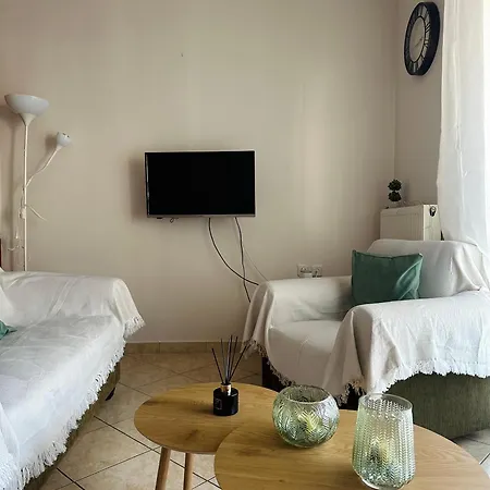Apartament Artemis Néa Péramos